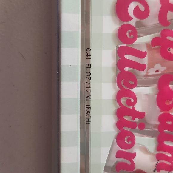 Beauty concepts 4-pc Lip Balm Collection - Picture 3 of 4